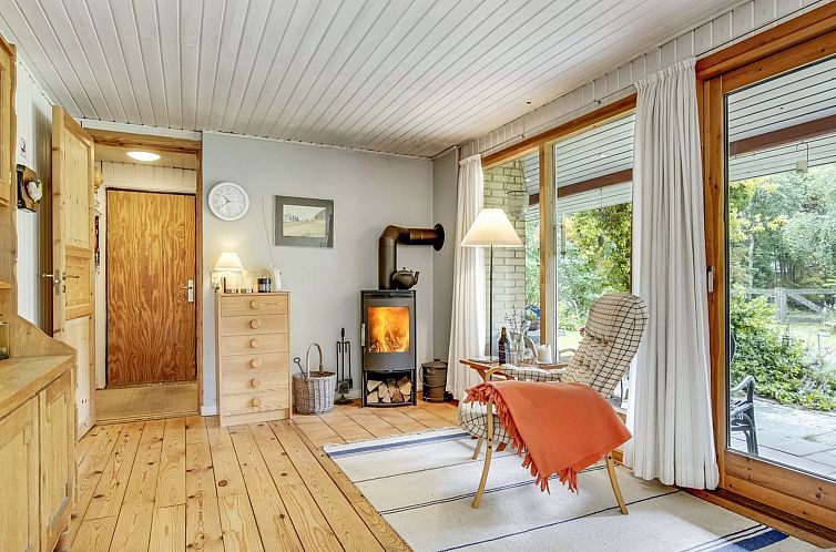 Vakantiehuis "Naili" - 750m from the sea