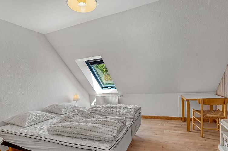 Vakantiehuis "Naili" - 750m from the sea