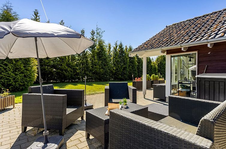 Vakantiehuis "Srebrenka" - 900m from the sea