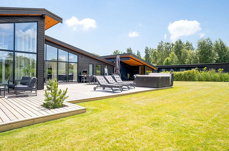 Vakantiehuis "Apelone" - 900m from the sea