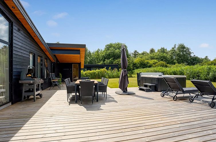 Vakantiehuis "Apelone" - 900m from the sea
