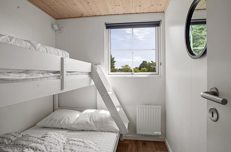 Vakantiehuis "Fay" - 900m from the sea