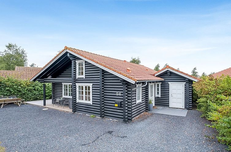 Vakantiehuis "Salmina" - 900m from the sea