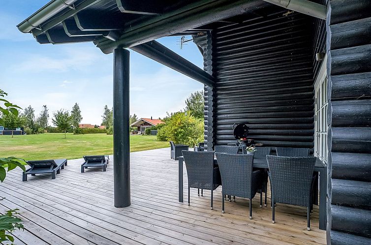 Vakantiehuis "Salmina" - 900m from the sea