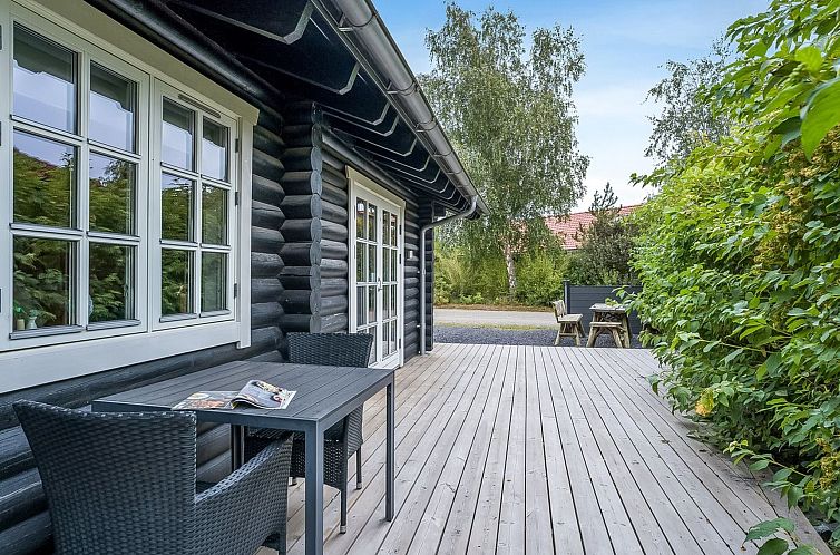 Vakantiehuis "Salmina" - 900m from the sea