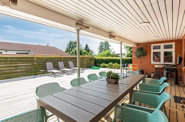 Vakantiehuis "Kerttuli" - 540m from the sea