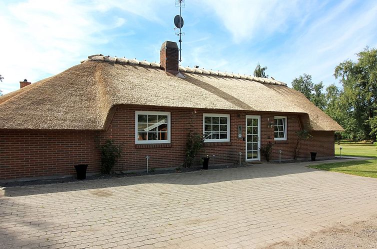 Vakantiehuis "Erra" - 250m from the sea