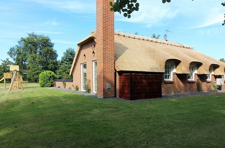 Vakantiehuis "Erra" - 250m from the sea