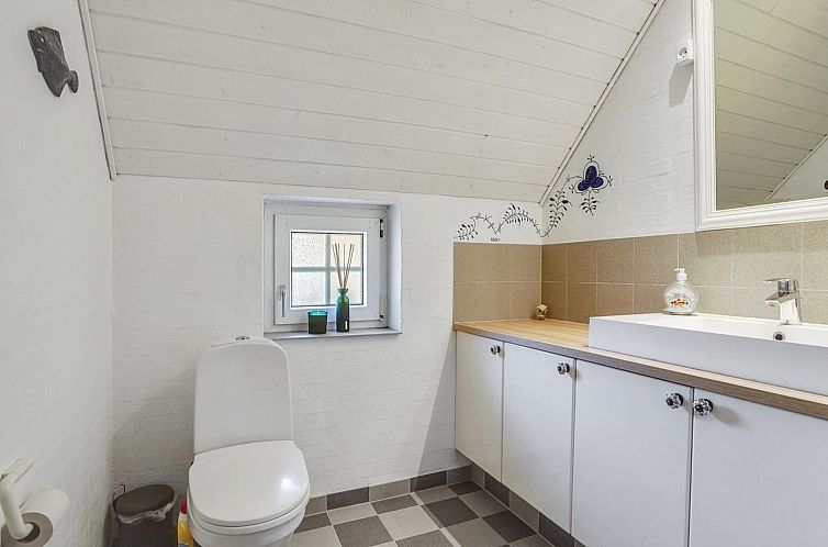 Vakantiehuis "Taralyn" - 1.3km from the sea