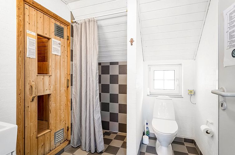 Vakantiehuis "Taralyn" - 1.3km from the sea