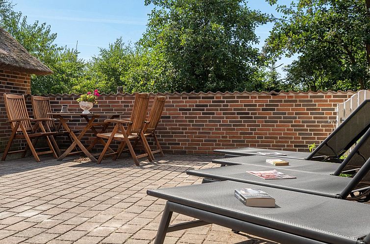 Vakantiehuis "Taralyn" - 1.3km from the sea