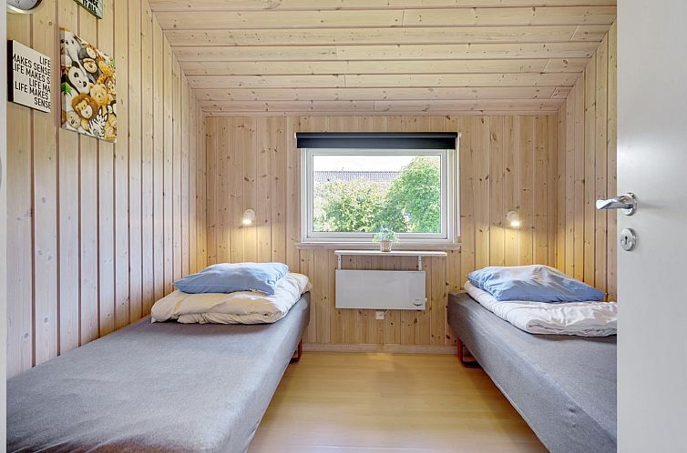 Vakantiehuis "Harek" - 800m from the sea
