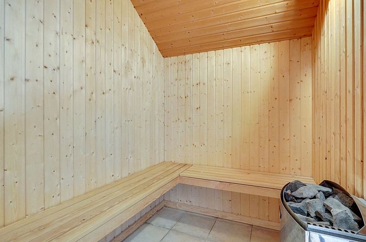 Vakantiehuis "Harek" - 800m from the sea