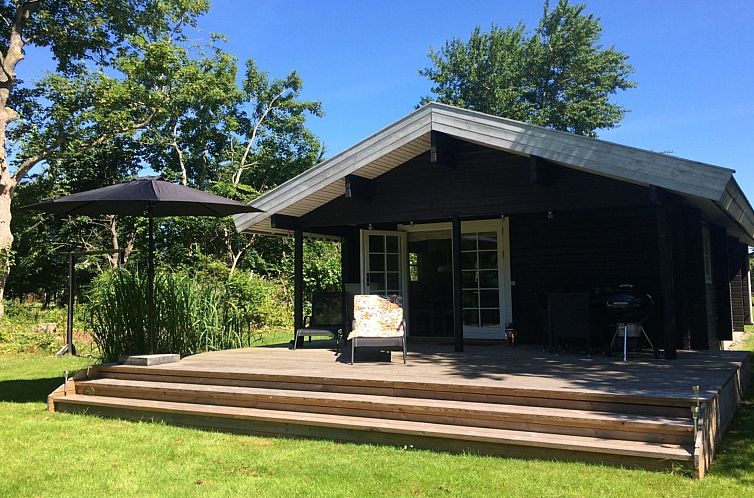 Vakantiehuis "Freyja" - 800m from the sea