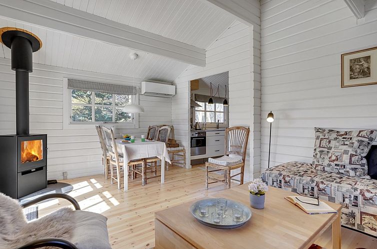 Vakantiehuis "Freyja" - 800m from the sea