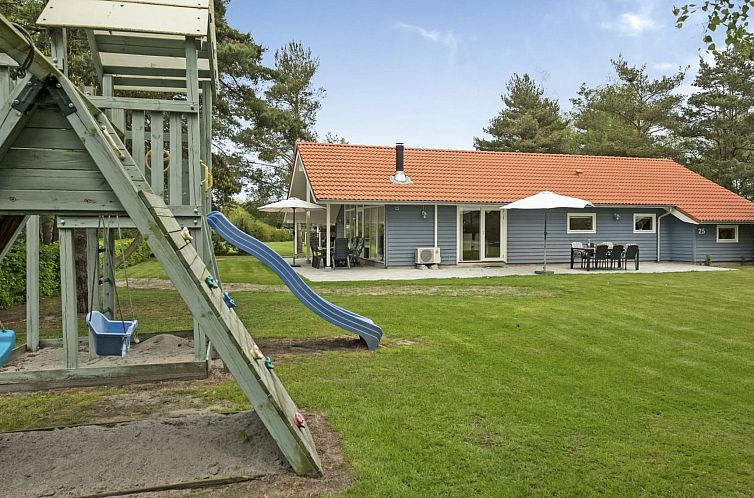 Vakantiehuis "Heraldina" - 800m from the sea