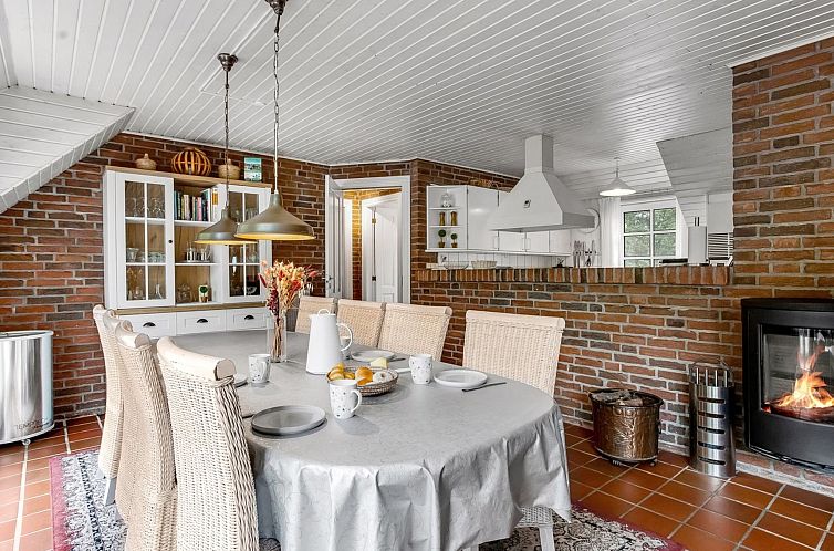Vakantiehuis "Pauna" - 50m from the sea