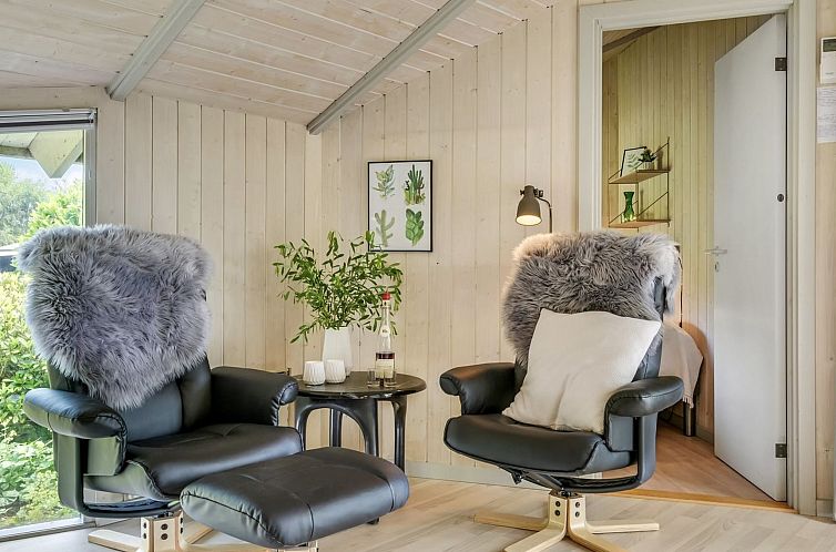 Vakantiehuis "Joakim" - 350m from the sea