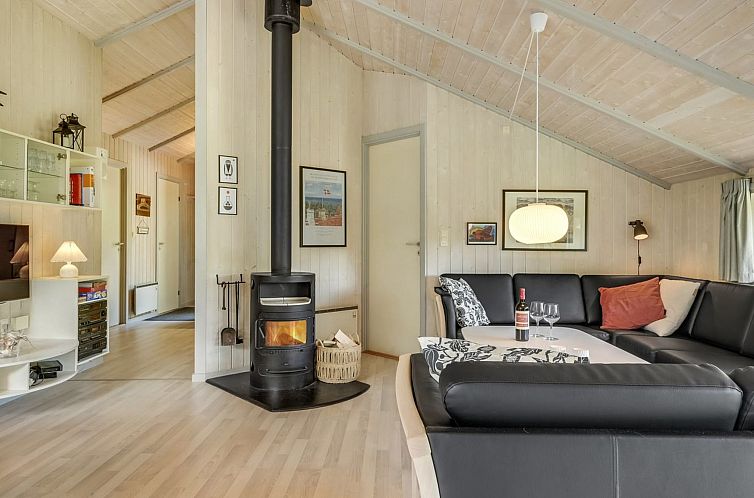Vakantiehuis "Joakim" - 350m from the sea