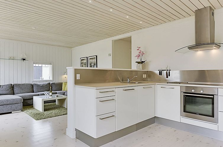 Vakantiehuis "Iolani" - 250m from the sea