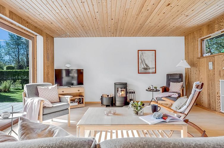 Vakantiehuis "Alvia" - 200m from the sea