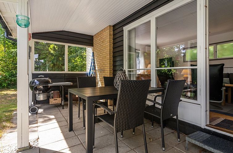 Vakantiehuis "Harri" - 700m from the sea