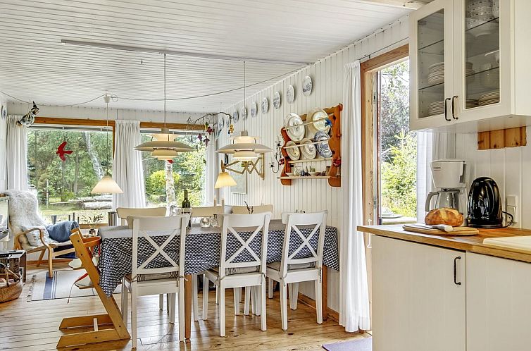 Vakantiehuis "Naili" - 750m from the sea