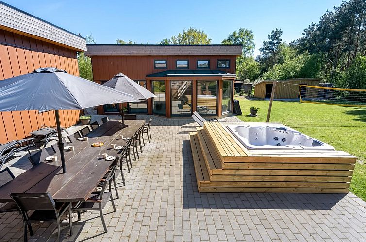 Vakantiehuis "Bjarka" - 700m from the sea
