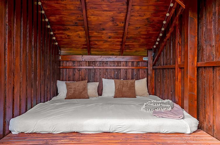 Vakantiehuis "Edite" - 900m from the sea