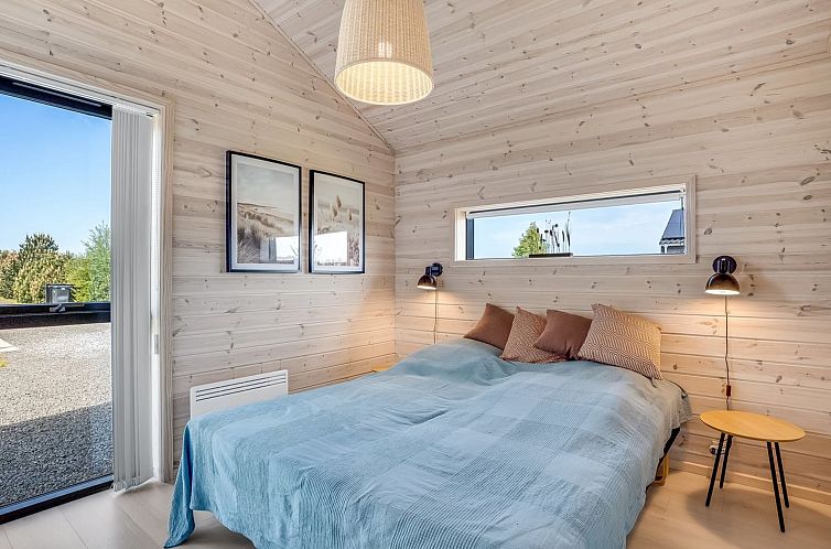 Vakantiehuis "Edite" - 900m from the sea