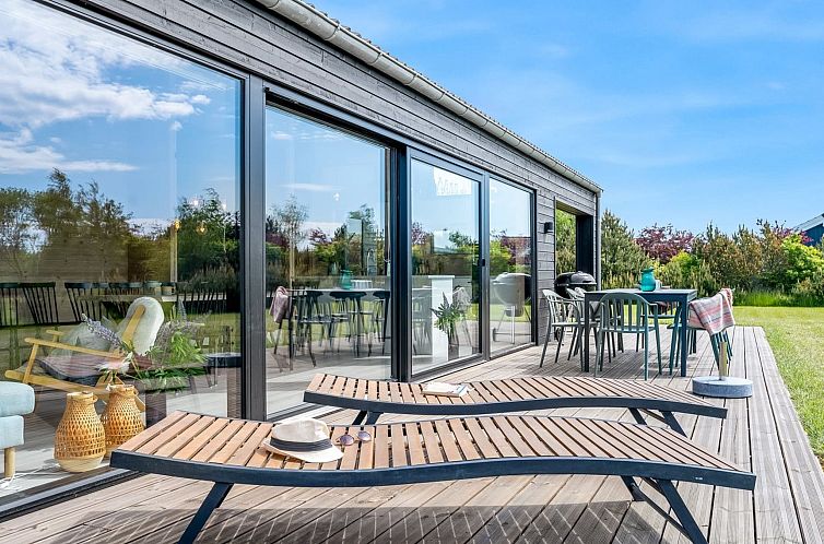 Vakantiehuis "Edite" - 900m from the sea