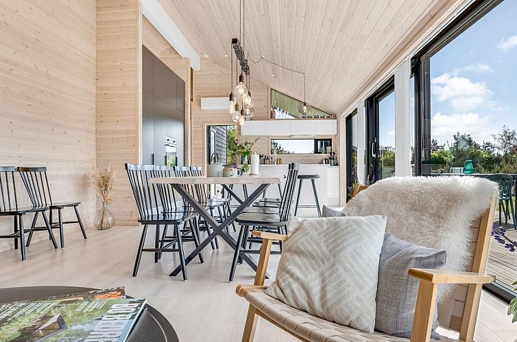 Vakantiehuis "Edite" - 900m from the sea