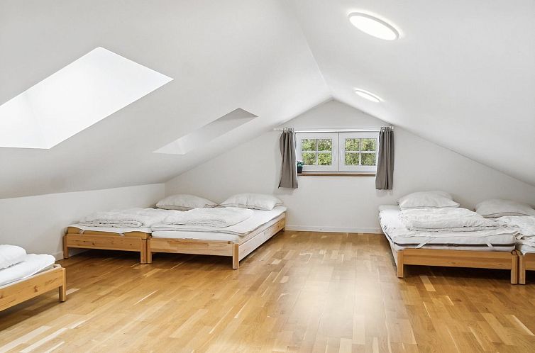 Vakantiehuis "Ronia" - 900m from the sea