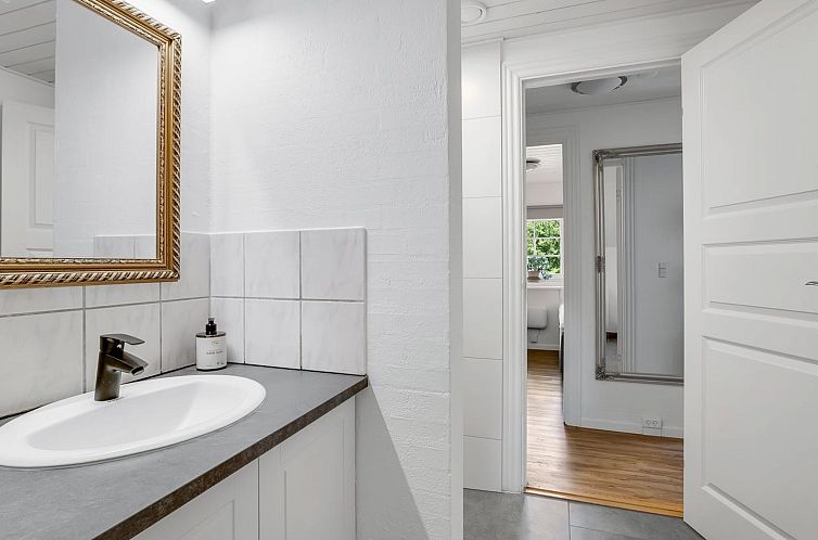 Vakantiehuis "Krok" - 1.2km from the sea