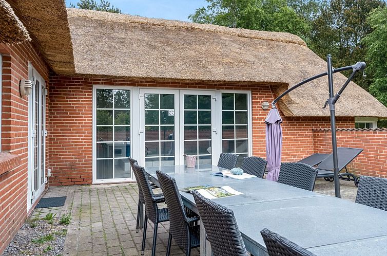 Vakantiehuis "Rajka" - 800m from the sea