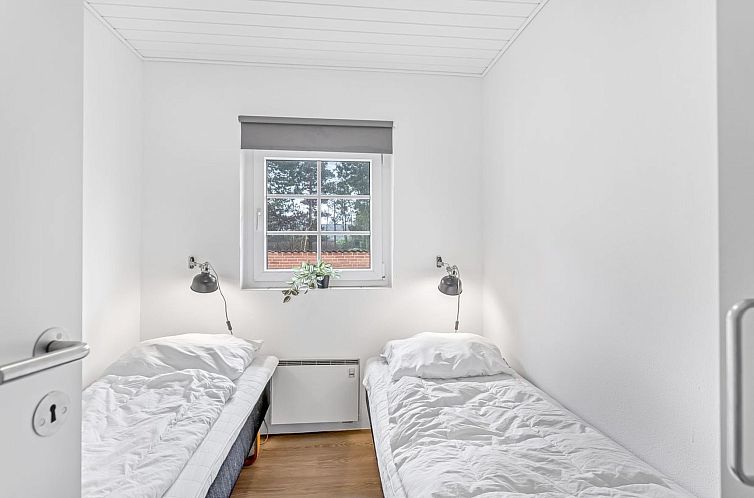 Vakantiehuis "Rajka" - 800m from the sea