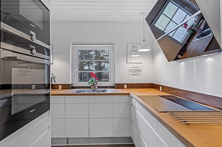 Vakantiehuis "Rajka" - 800m from the sea