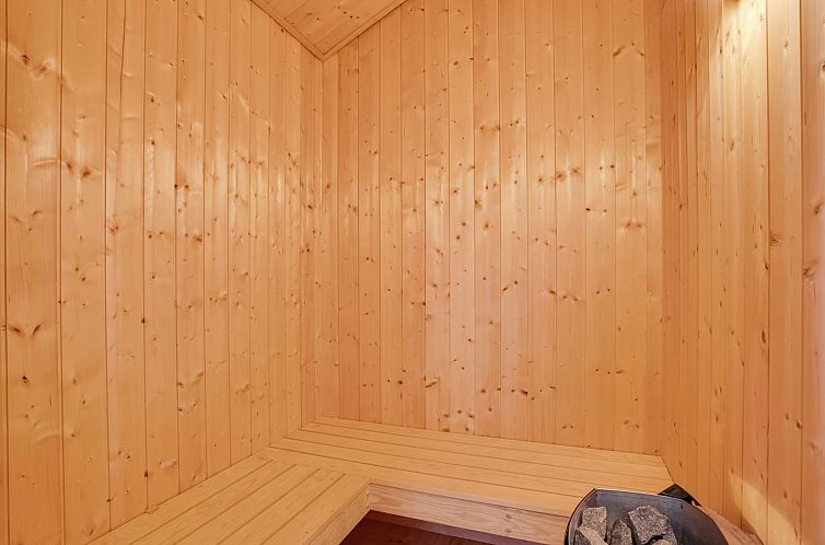 Vakantiehuis "Kiersten" - 800m from the sea