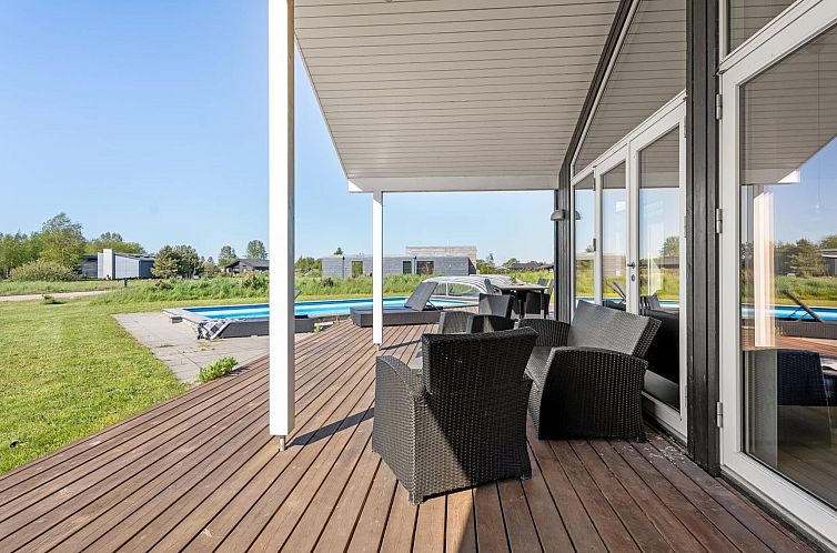 Vakantiehuis "Kiersten" - 800m from the sea