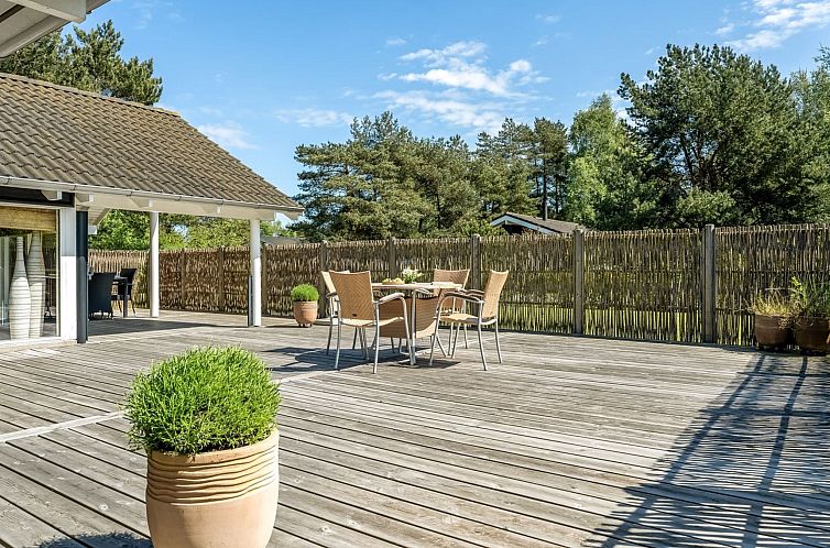 Vakantiehuis "Gudlaug" - 1km from the sea