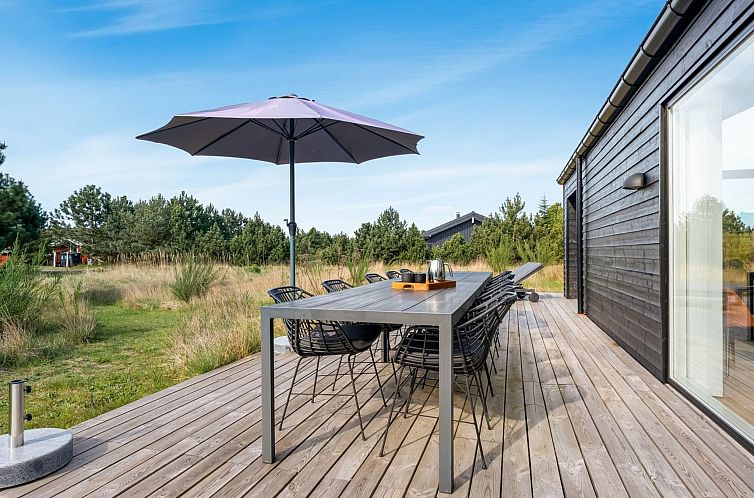 Vakantiehuis "Jale" - 900m from the sea
