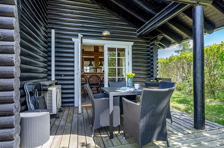 Vakantiehuis "Edzard" - 900m from the sea