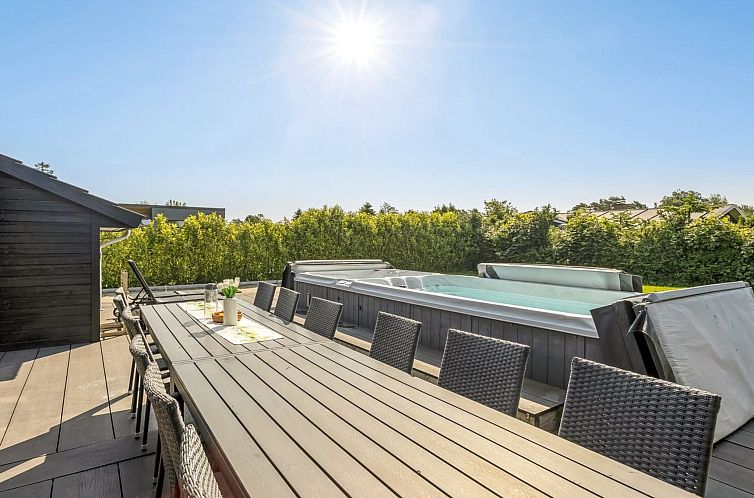 Vakantiehuis "Bernadine" - 500m from the sea