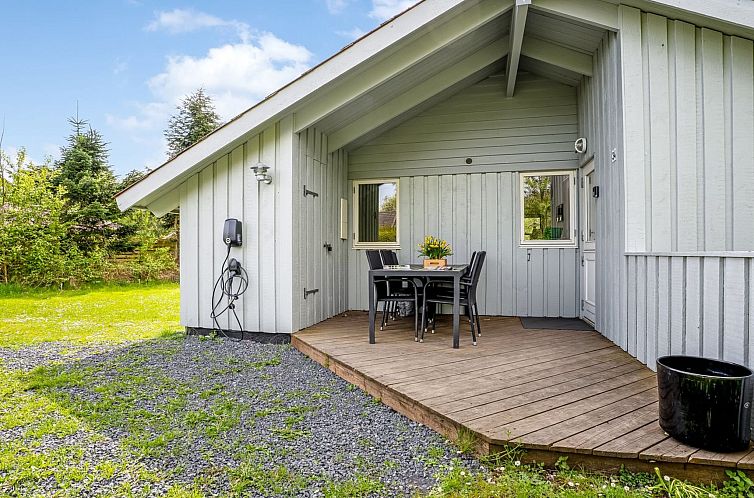 Vakantiehuis "Bjart" - 1.5km from the sea