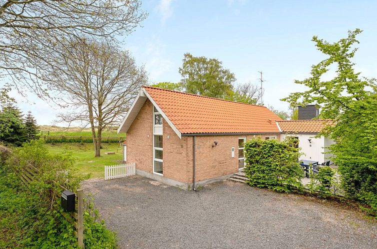 Vakantiehuis "Marjukka" - 10m from the sea