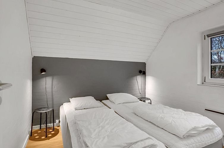 Vakantiehuis "Tara" - 900m from the sea