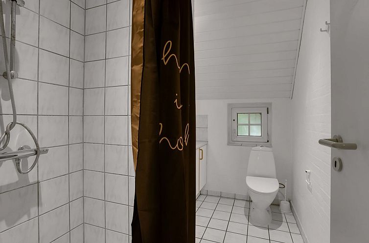 Vakantiehuis "Tara" - 900m from the sea