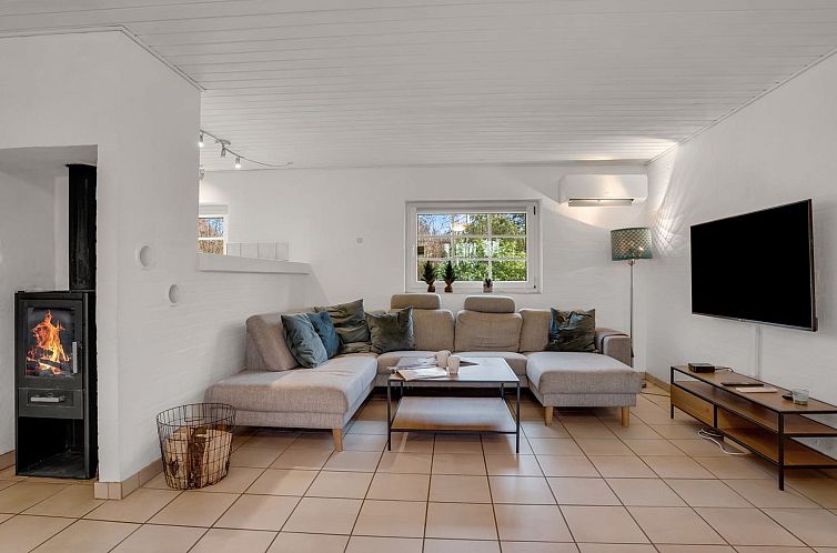 Vakantiehuis "Tara" - 900m from the sea