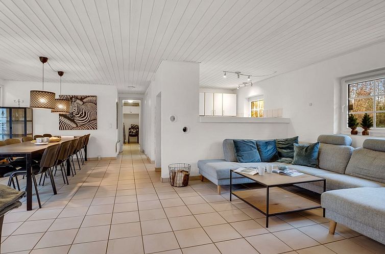 Vakantiehuis "Tara" - 900m from the sea