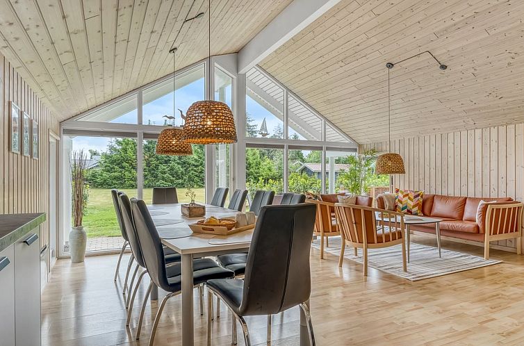 Vakantiehuis "Tialda" - 1.3km from the sea